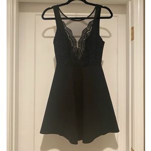 Lulus black dress - small